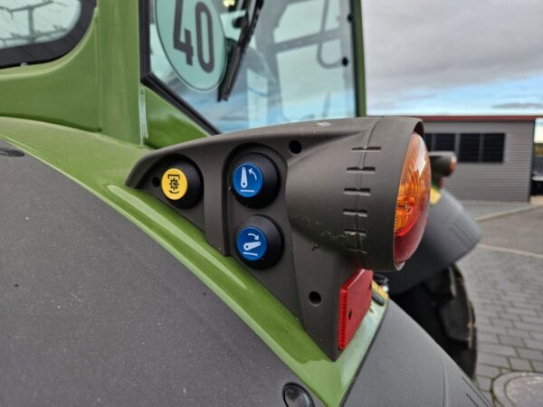 <span class="make">Fendt</span><br/> Traktor209 S Vario GEN3 POWER SETTING2Cargo 3X65 – Bild 12