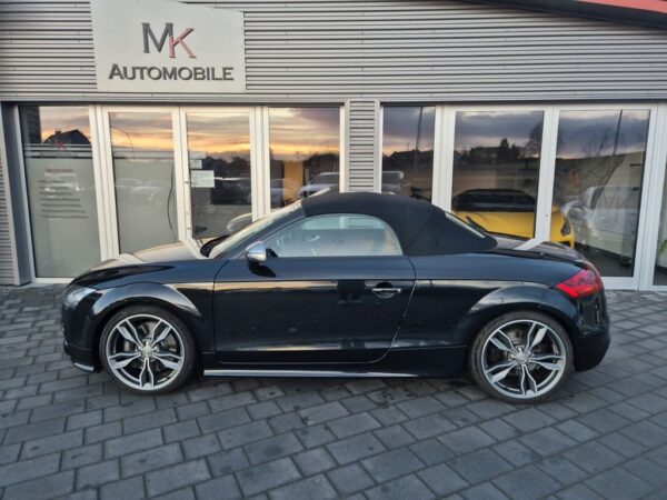<span class="make">Audi</span><br/> TTS Roadster 2.0 TFSI quattro Exclusive – Bild 6