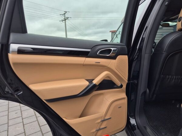 <span class="make">Porsche</span><br/> Cayenne S Diesel *Kamera*Chrono*Deutsch*Voll* – Bild 13