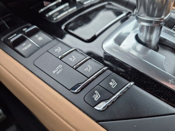 <span class="make">Porsche</span><br/> Cayenne S Diesel *Kamera*Chrono*Deutsch*Voll* – Bild 14