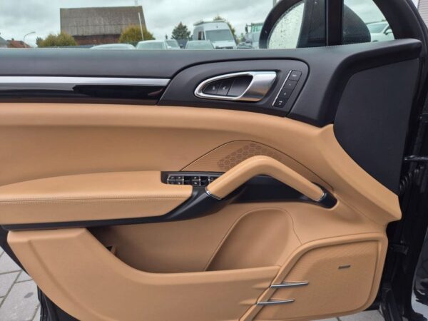 <span class="make">Porsche</span><br/> Cayenne S Diesel *Kamera*Chrono*Deutsch*Voll* – Bild 15
