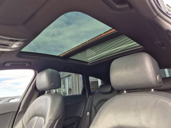 <span class="make">Audi</span><br/> RS6 Avant 4.0 TFSI quattro*CARBON*PANO.*MASSAGE* – Bild 13