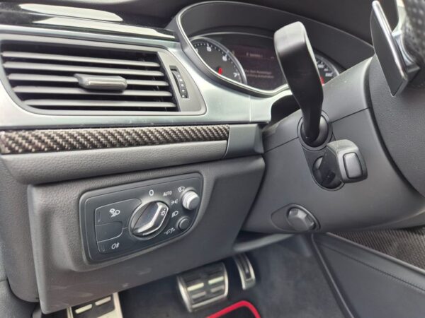 <span class="make">Audi</span><br/> RS6 Avant 4.0 TFSI quattro*CARBON*PANO.*MASSAGE* – Bild 17