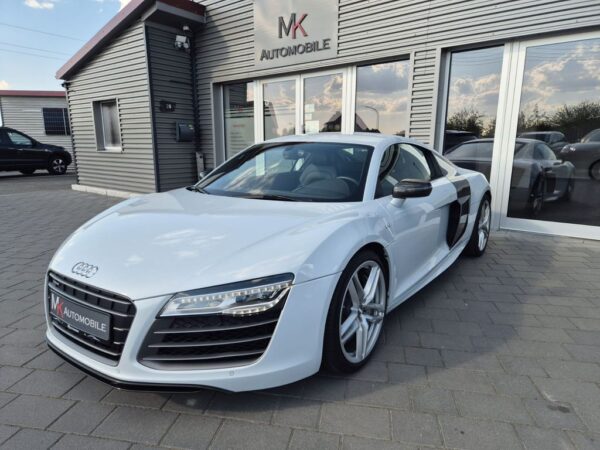 <span class="make">Audi</span><br/> R8 Coupe 5.2 FSI V10 Plus*CARBON*KERAMIK*DEUTSCH – Bild 2