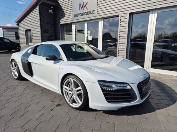 <span class="make">Audi</span><br/> R8 Coupe 5.2 FSI V10 Plus*CARBON*KERAMIK*DEUTSCH – Bild 4