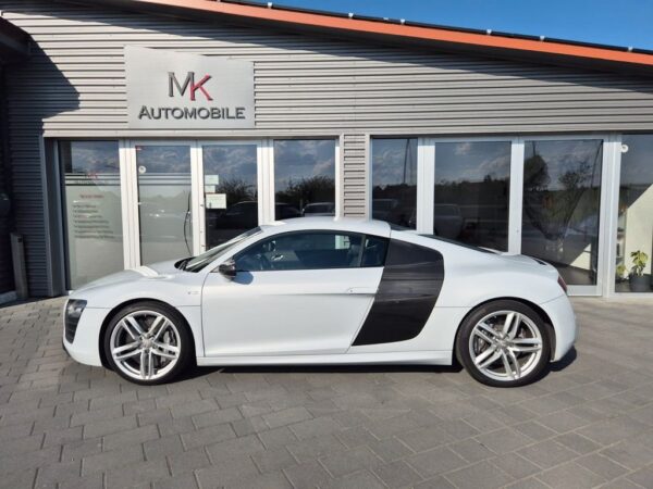 <span class="make">Audi</span><br/> R8 Coupe 5.2 FSI V10 Plus*CARBON*KERAMIK*DEUTSCH – Bild 6