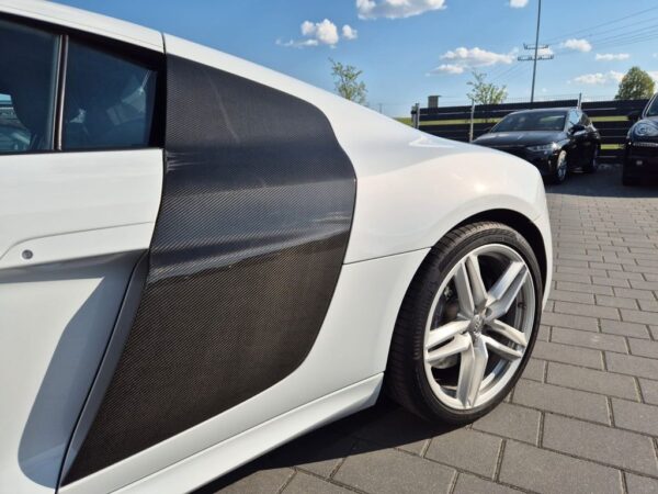 <span class="make">Audi</span><br/> R8 Coupe 5.2 FSI V10 Plus*CARBON*KERAMIK*DEUTSCH – Bild 10