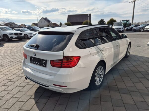 <span class="make">BMW</span><br/> 318 d Touring Sport-Line*KAMERA*AHK*8-FACH*TÜV* – Bild 7