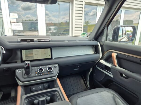 Land Rover Defender 110 X-Dynamic S /AHK/1.HAND/360°/LED – Bild 11